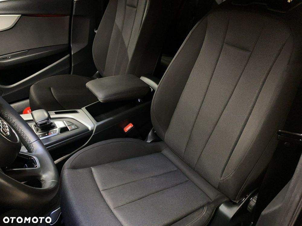 Audi A4 Limousine - 15