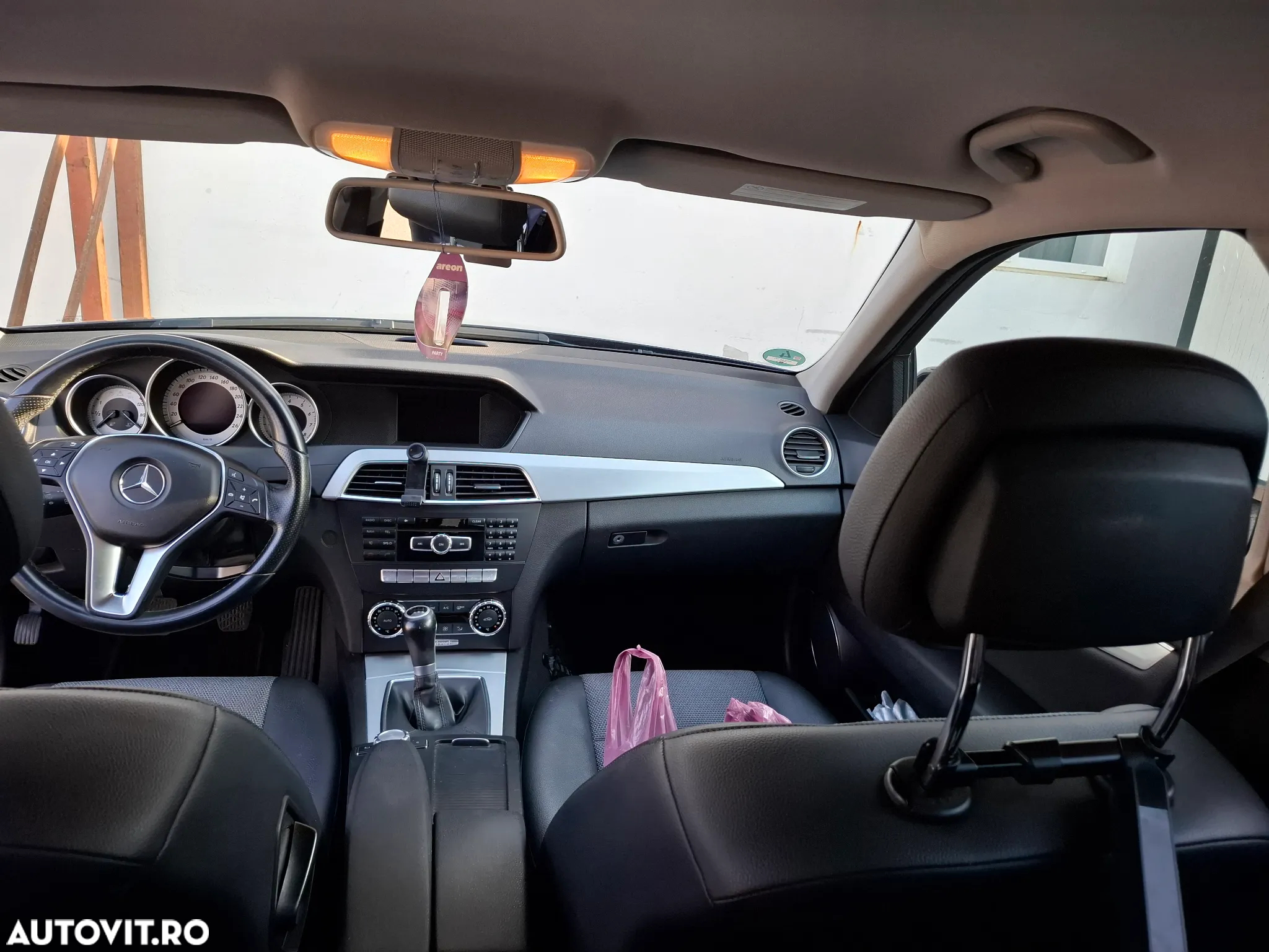 Mercedes-Benz C 180 T CGI BlueEFFICIENCY Avantgarde - 5
