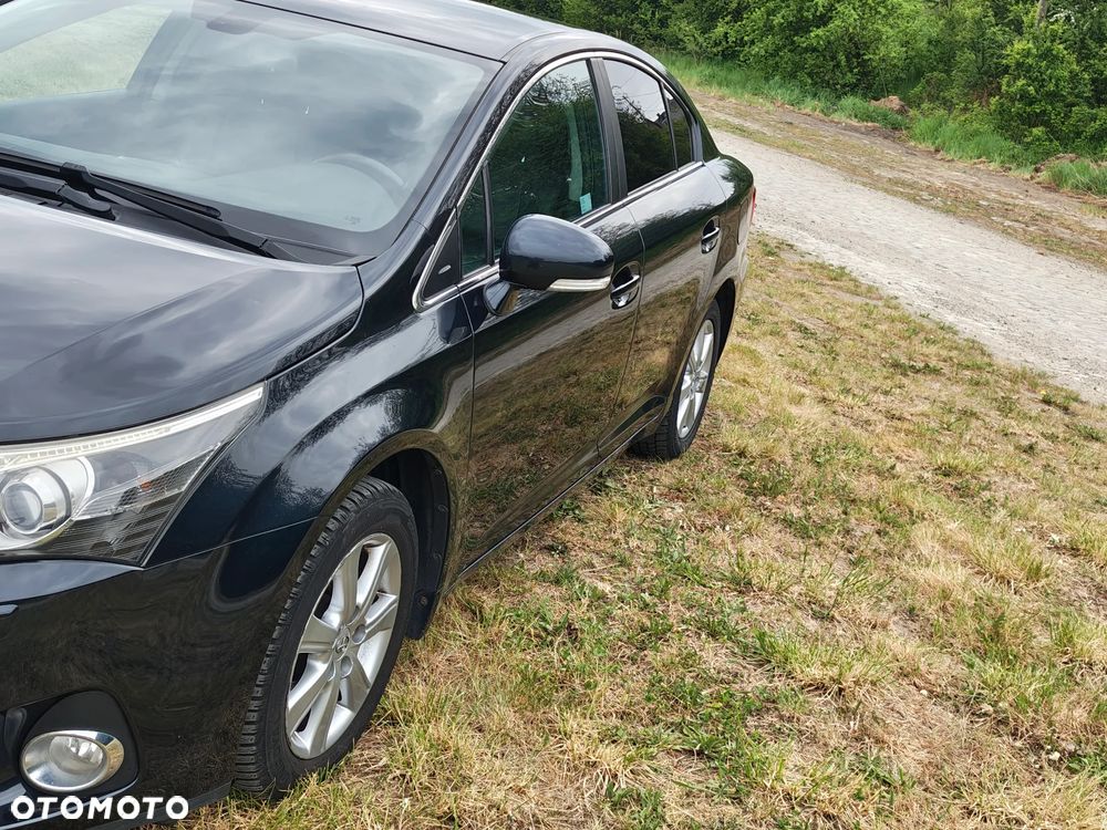 Toyota Avensis 1.8 Premium MS - 2