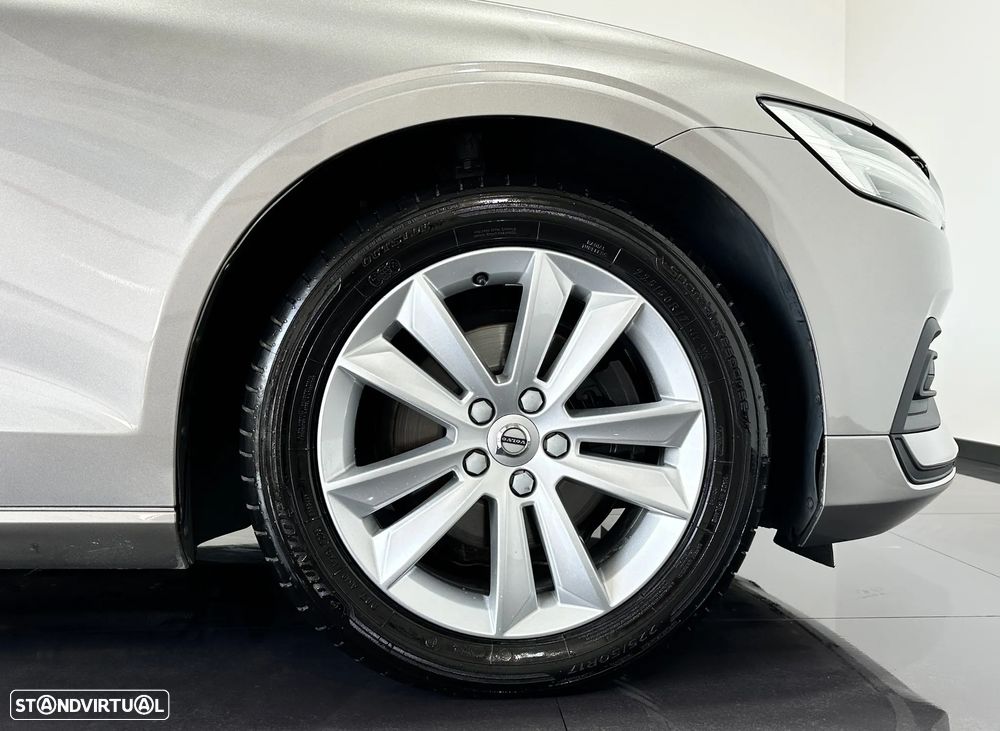 Volvo V60 2.0 D3 Momentum - 48