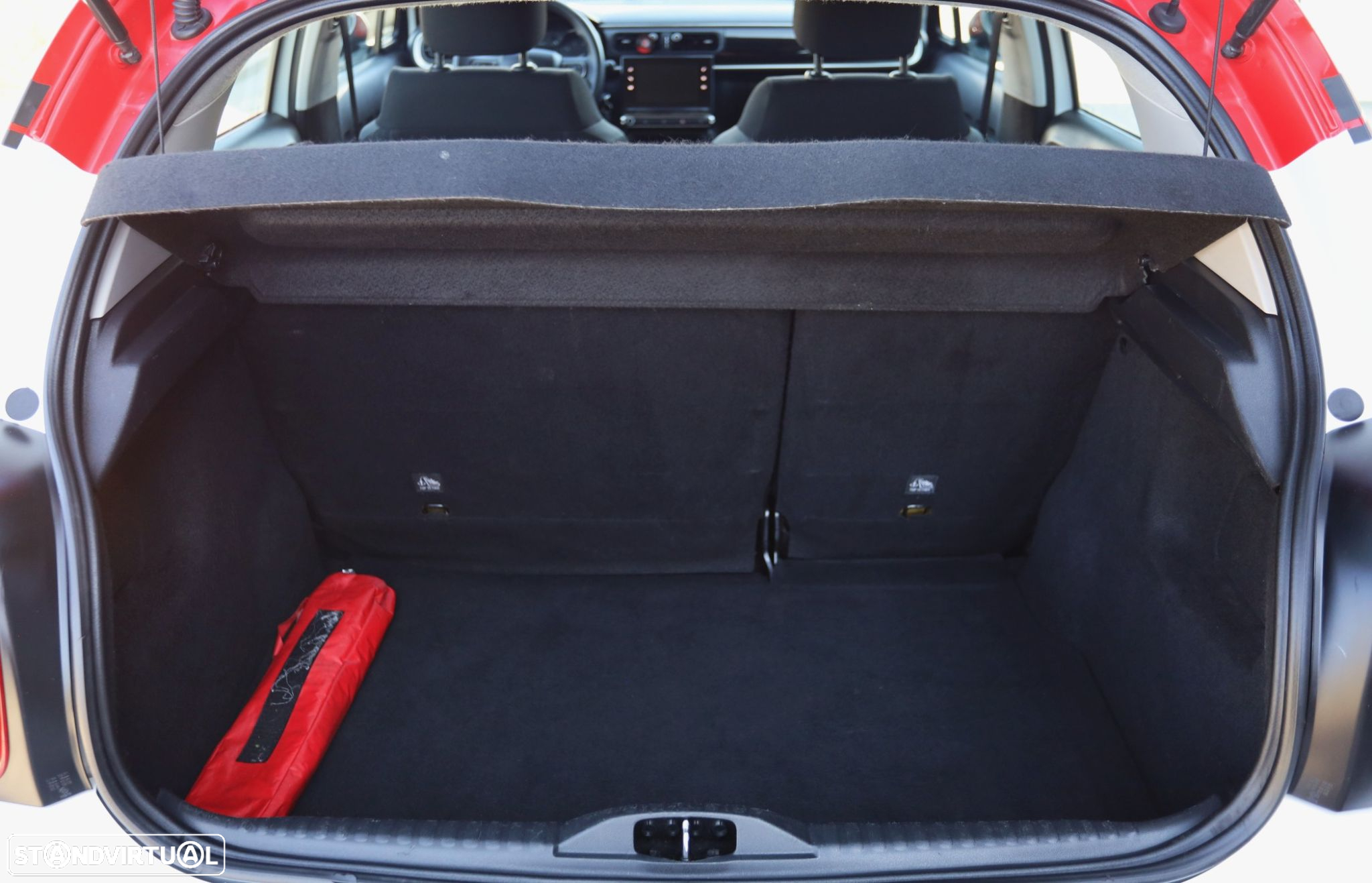 Citroën C3 1.2 PureTech Shine - 21