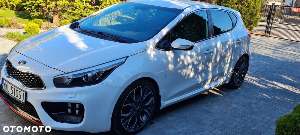 Kia Ceed 1.6 T-GDI GT L - 2