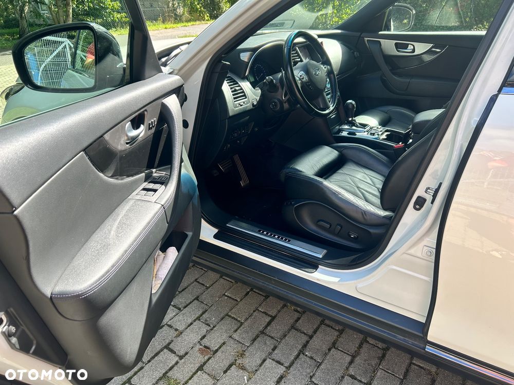 Infiniti Q70 3.7 S Premium - 19