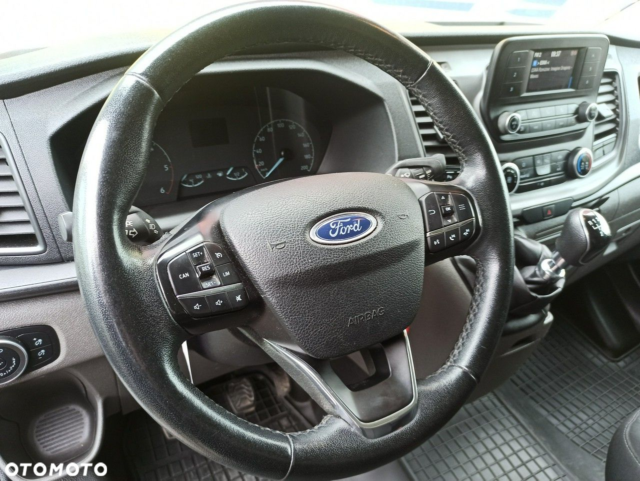 Ford Transit Custom - 13