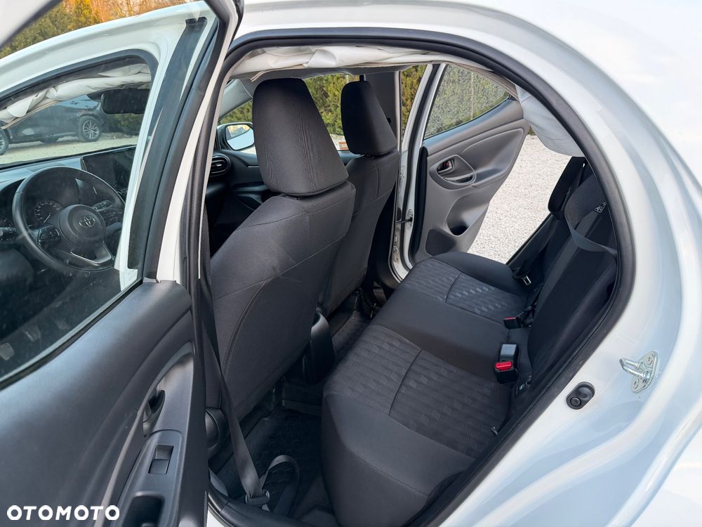Toyota Yaris 1.5 Comfort - 23
