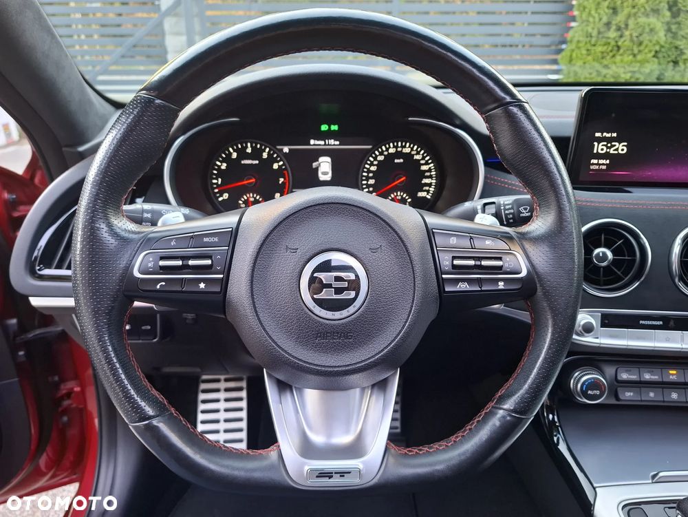 Kia Stinger 3.3 T-GDI V6 GT AWD - 19