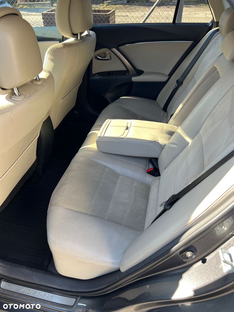 Toyota Avensis 2.0 D-4D Sol - 7