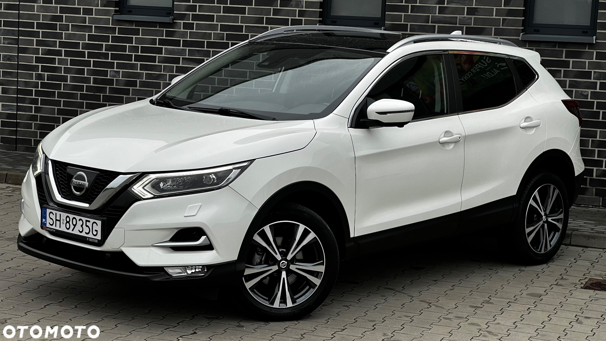 Nissan Qashqai 1.6 DIG-T N-Connecta - 8