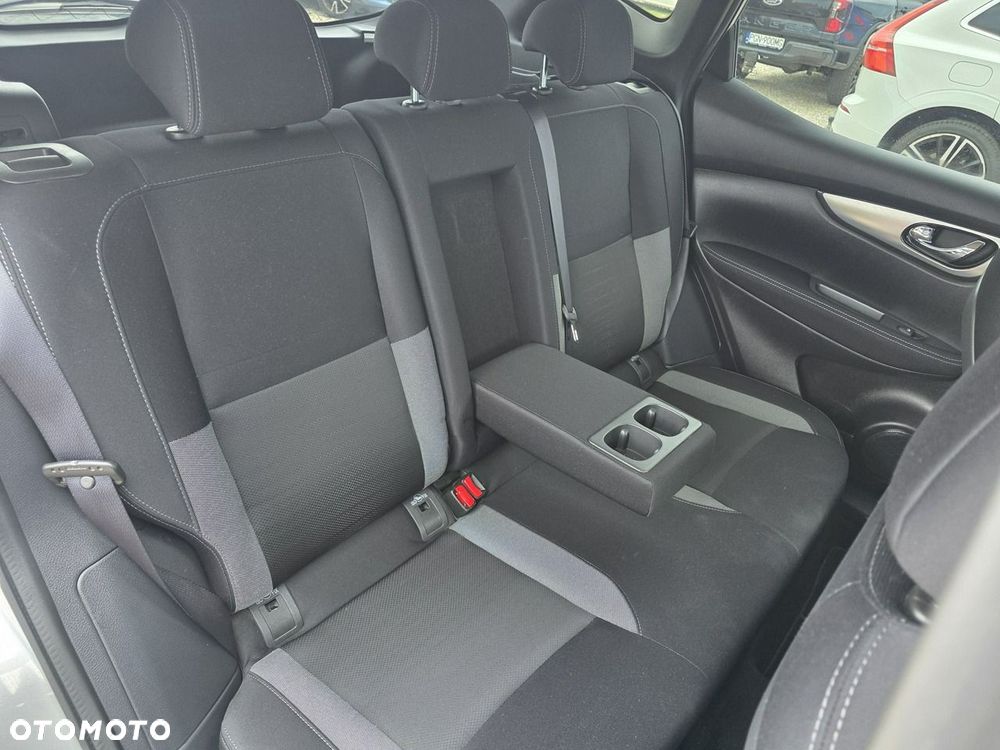 Nissan Qashqai 1.2 DIG-T Xtronic TEKNA+ - 23