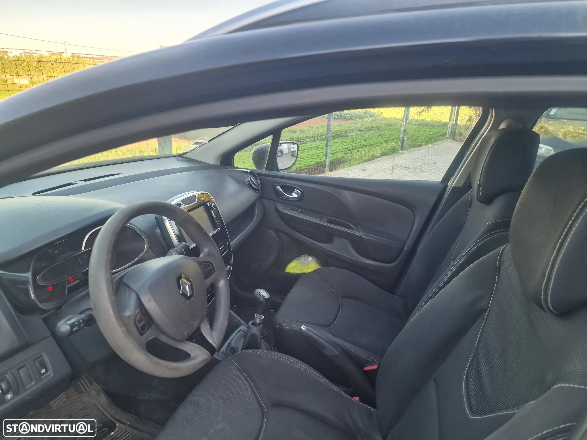 Renault Clio Sport Tourer 1.5 dCi Dynamique S - 7