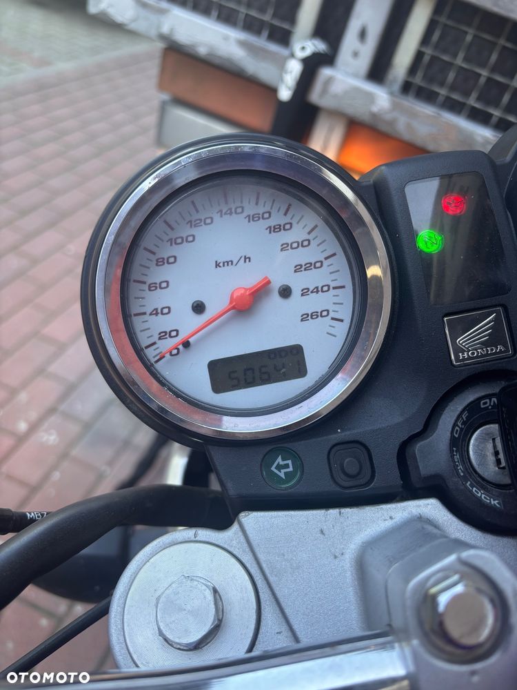 Honda CB - 4