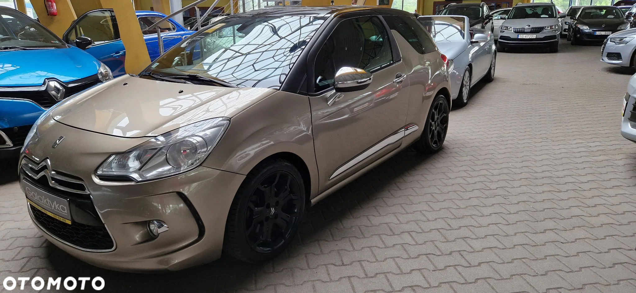 Citroën DS3 e-HDi 110 FAP Ultra-Prestige - 3