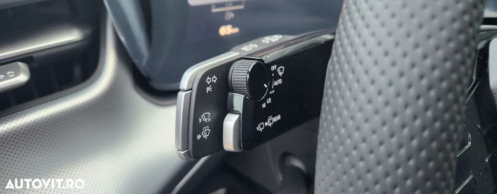 Audi Q3 2.0 35 TDI S tronic quattro S Line - 11