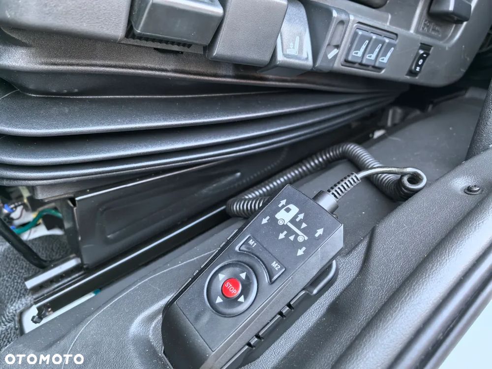 Mercedes-Benz Atego 1524 // 7370 kg ładowności // kab sypialna // - 38