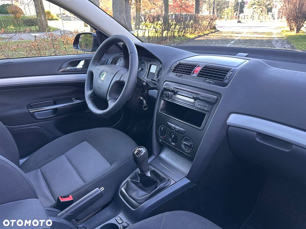 Skoda Octavia 1.9 TDI DPF Classic - 9