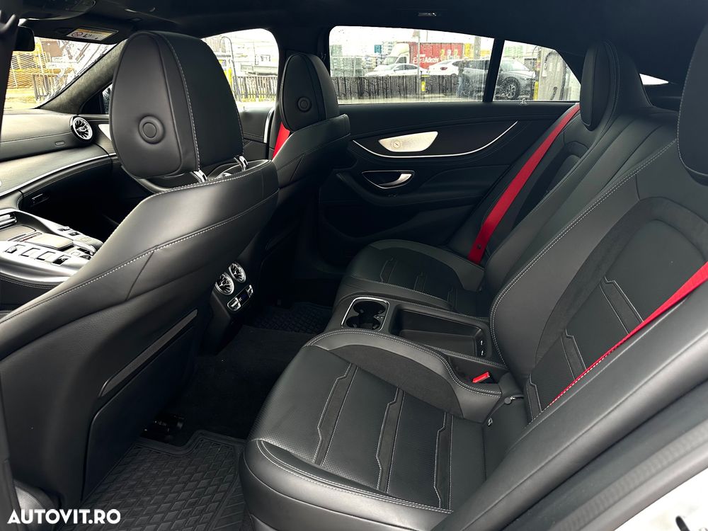 Mercedes-Benz AMG GT - 9