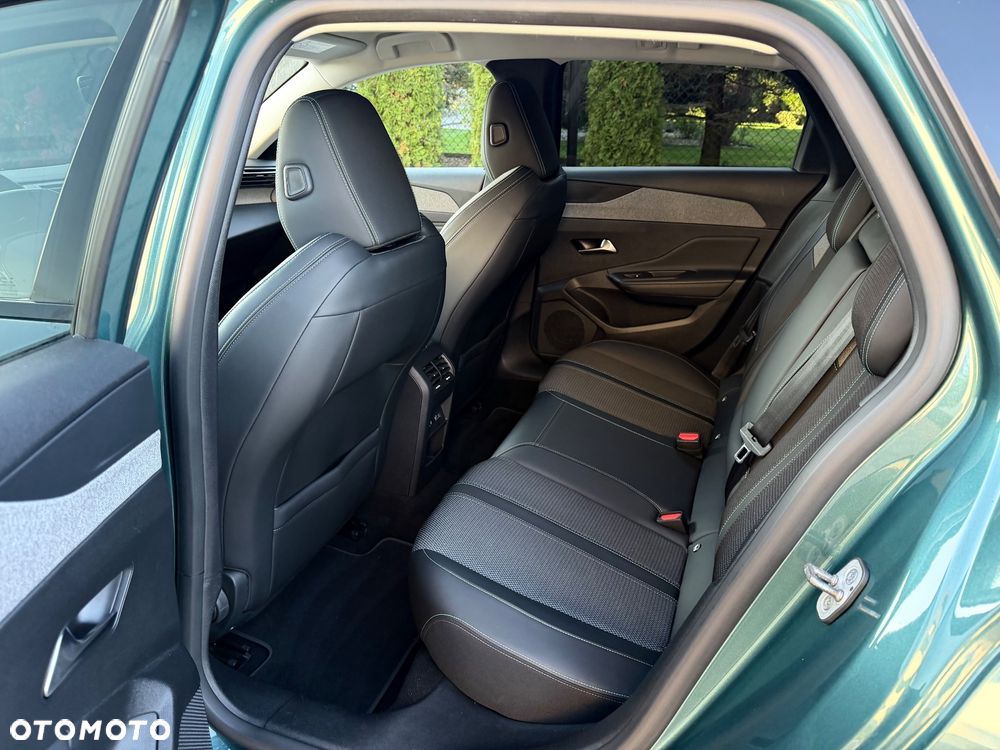 Peugeot 308 1.5 BlueHDi Allure Pack S&S - 27