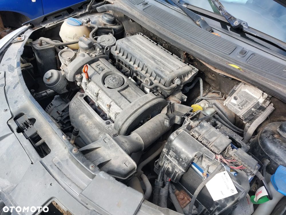 Maska SKODA ROOMSTER 1.6B 08R. drzwi,klapa,zderzaki,lampy... - 9