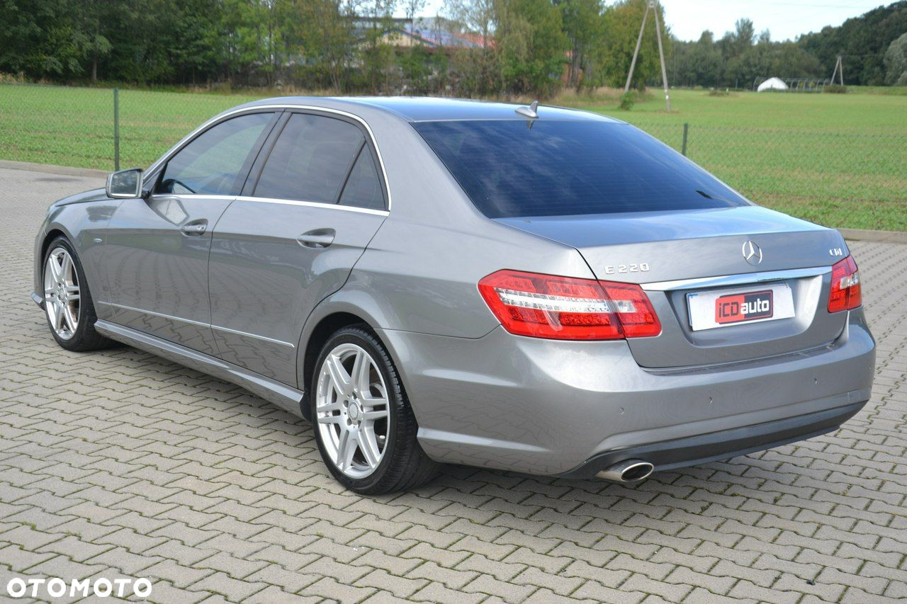 Mercedes-Benz Klasa E - 7