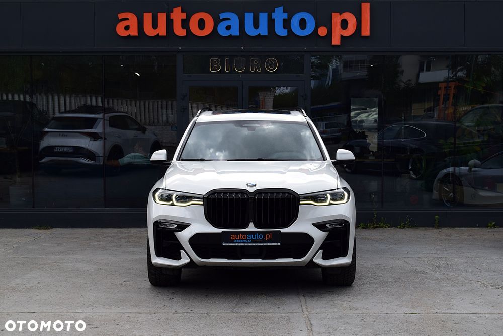 BMW X7 M50i - 2