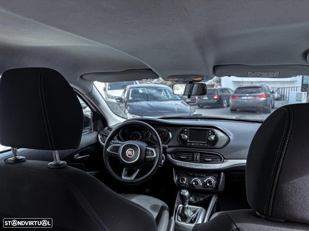 Fiat Tipo 1.3 M-Jet Easy - 12