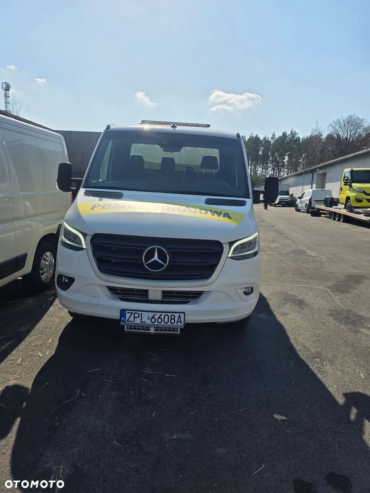 Mercedes-Benz Sprinter 519 - 8