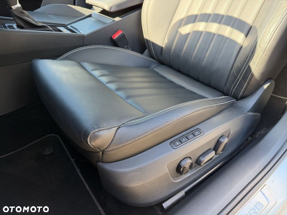 Skoda Superb 2.0 TDI SCR L&K DSG - 14