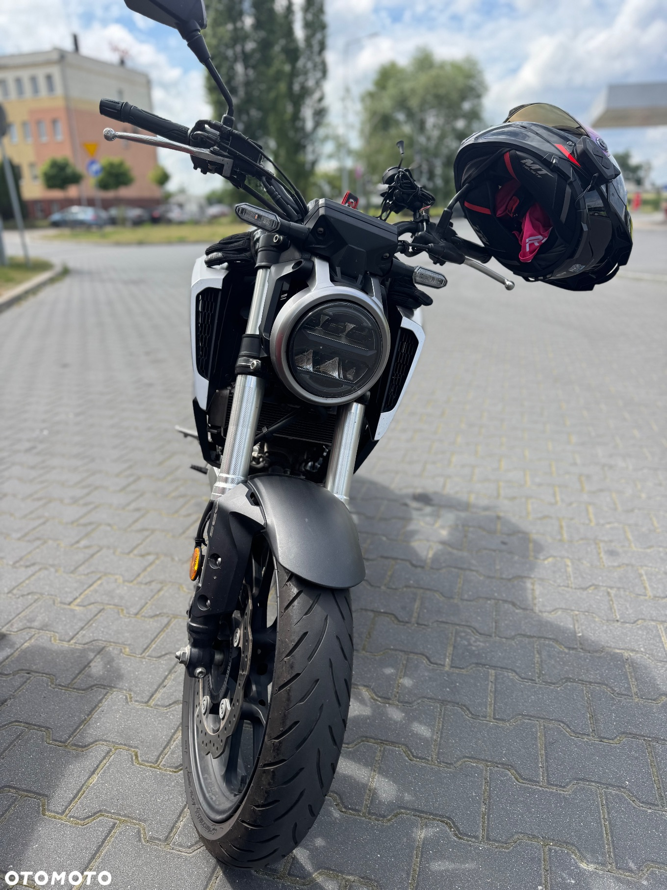 Honda CB - 2
