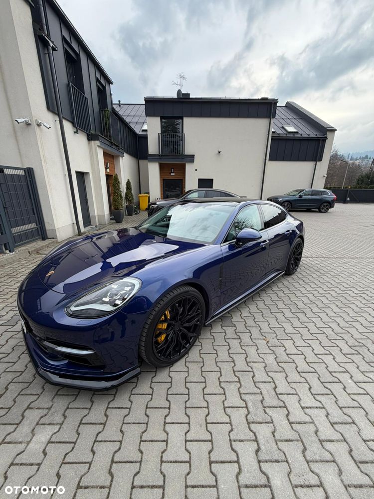 Porsche Panamera 4S - 1