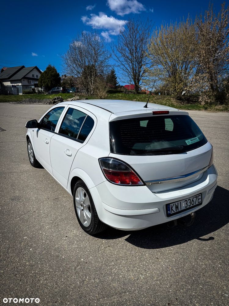 Opel Astra 1.6 Enjoy - 2