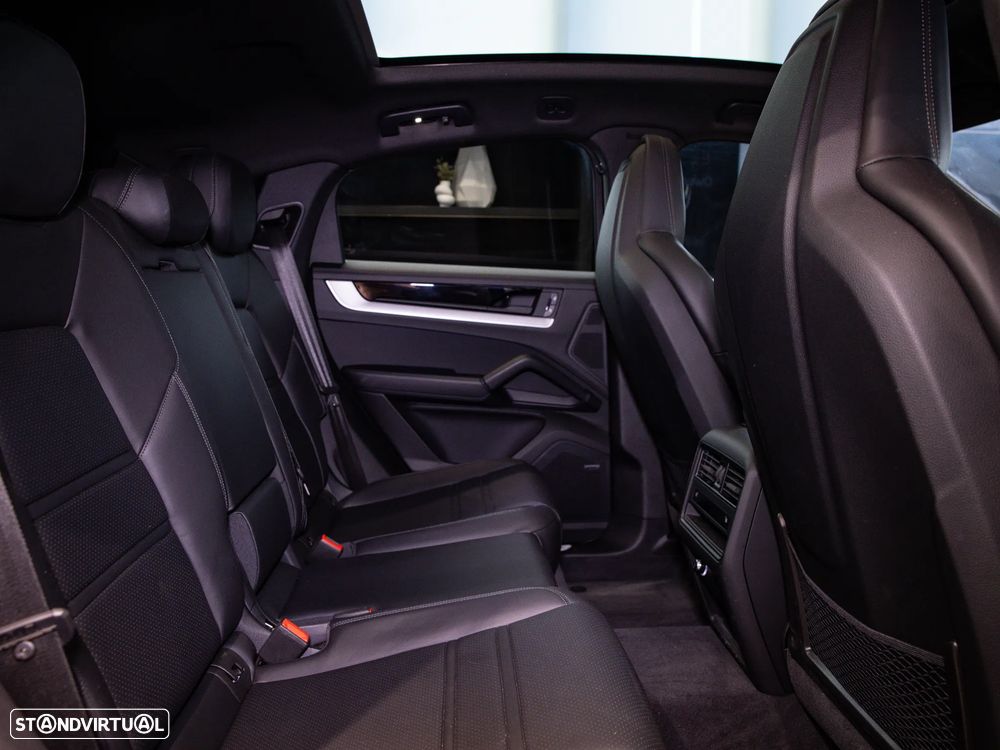Porsche Cayenne Coupé S E-Hybrid - 41