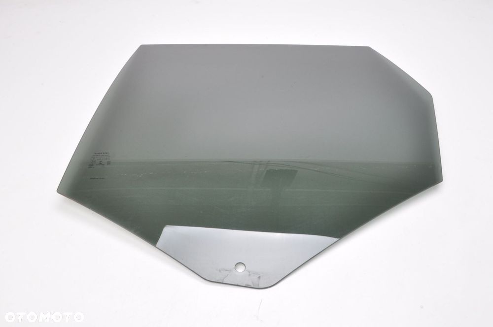 VOLVO XC60 II SZYBA LEWA TYLNA LEWY TYŁ 21R