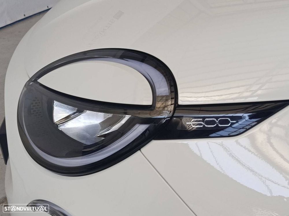 Fiat 600 1.2 Hybrid Icon - 25