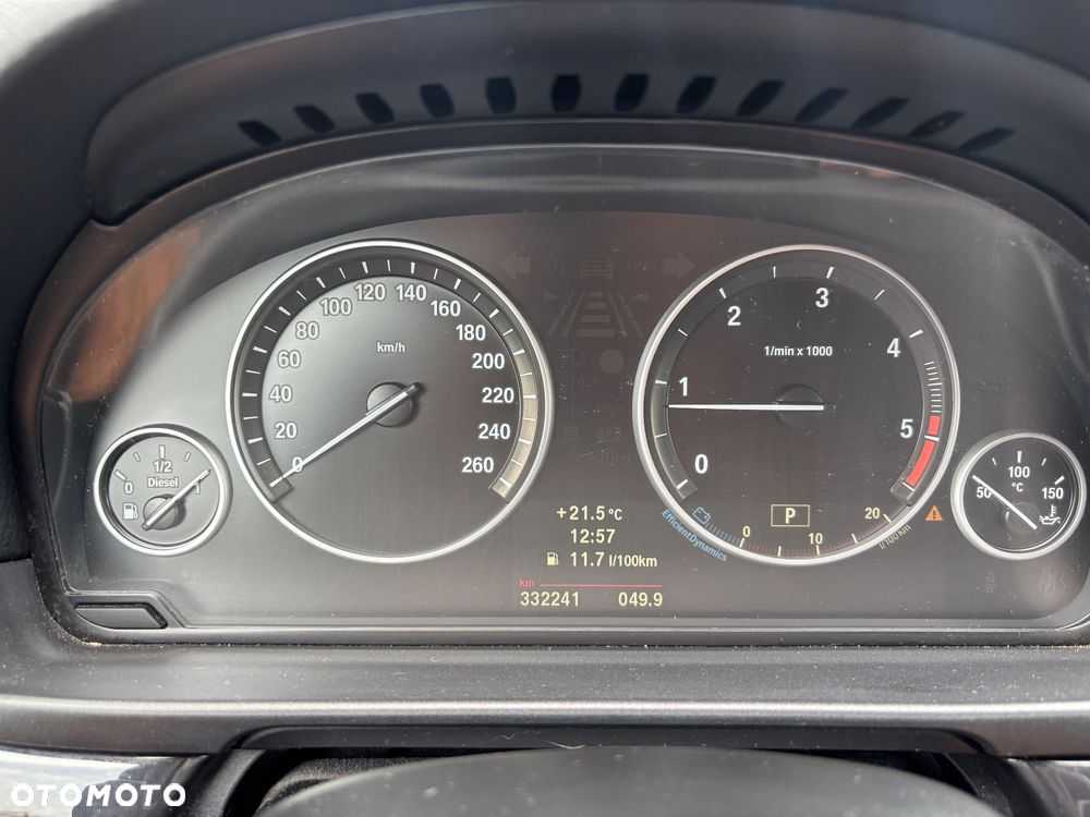 BMW Seria 5 520d - 36