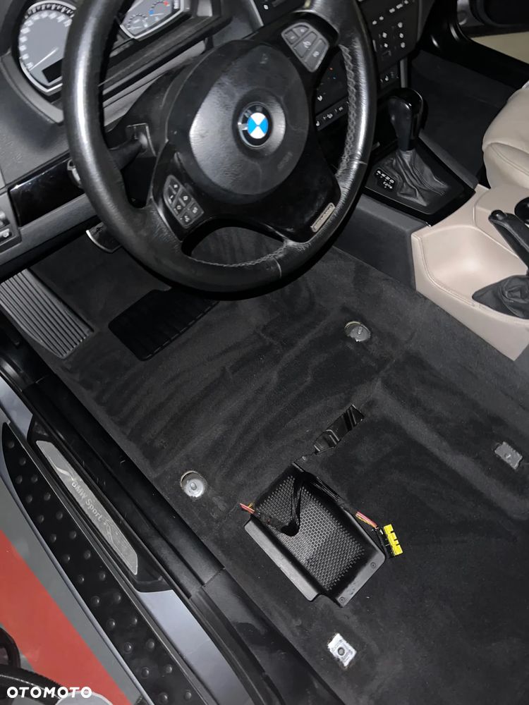 BMW X3 3.0sd - 28