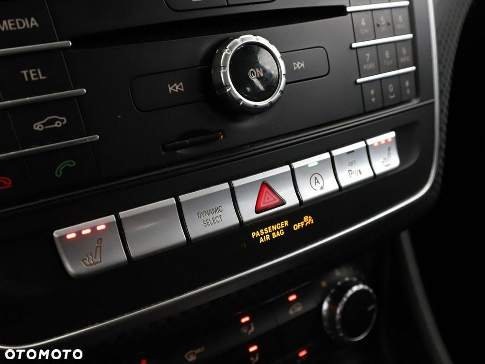 Mercedes-Benz Klasa A 180 (BlueEFFICIENCY) 7G-DCT Urban - 27
