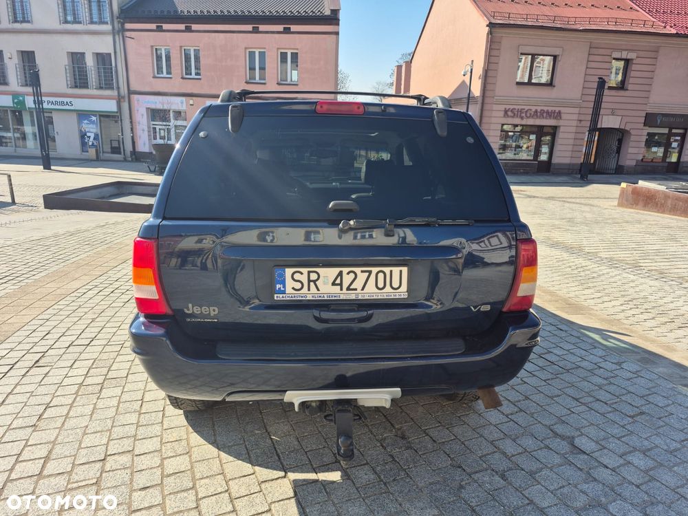 Jeep Grand Cherokee - 14