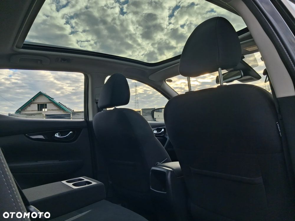 Nissan Qashqai 1.3 DIG-T N-CONNECTA - 30