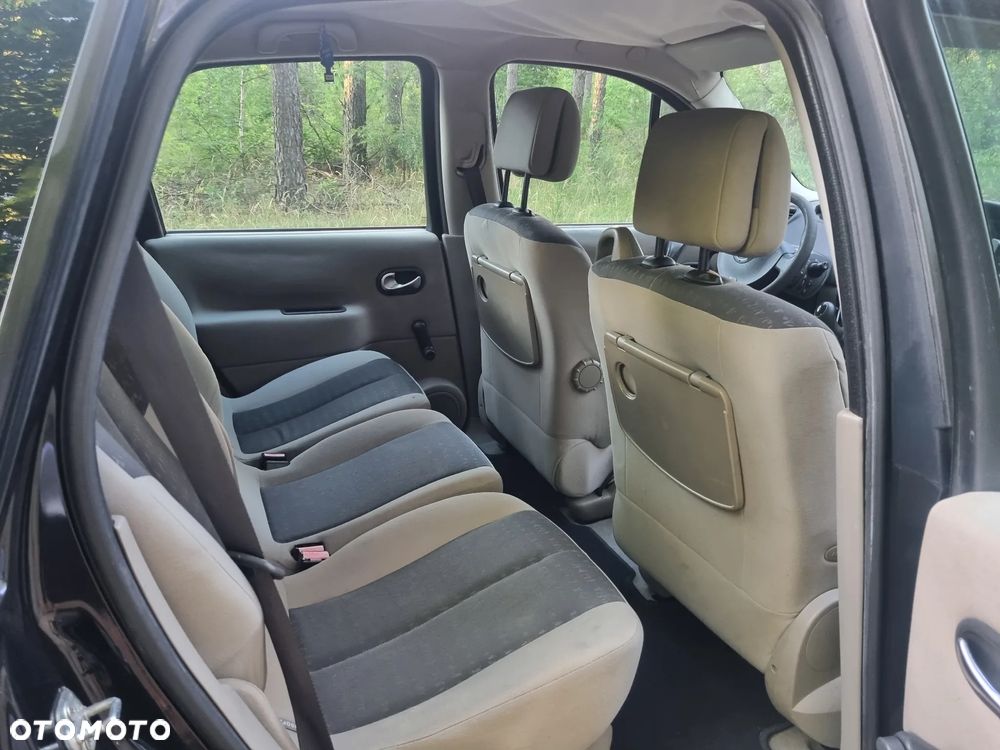 Renault Scenic 1.6 16V Avantage - 6