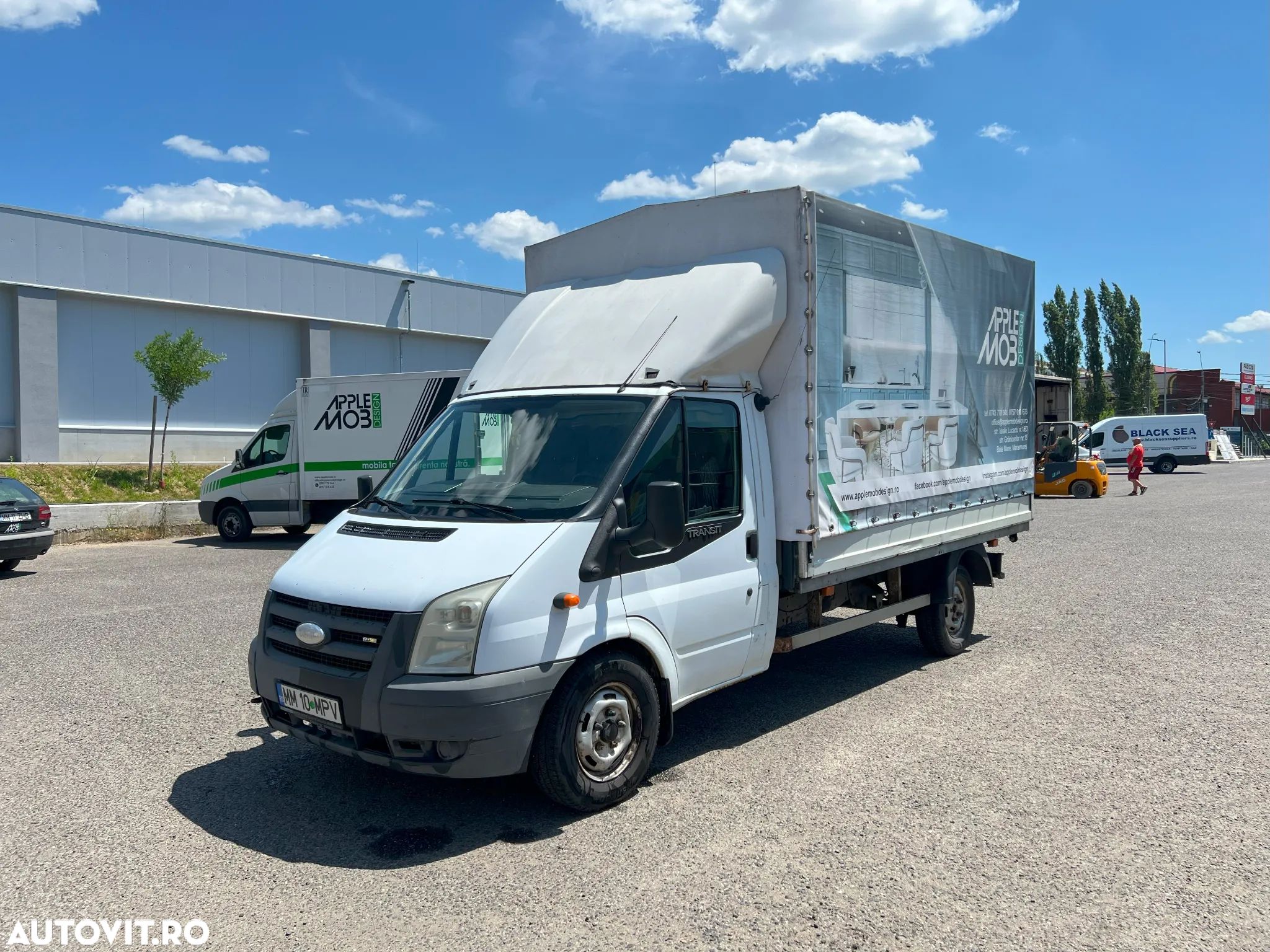 Ford Transit - 1