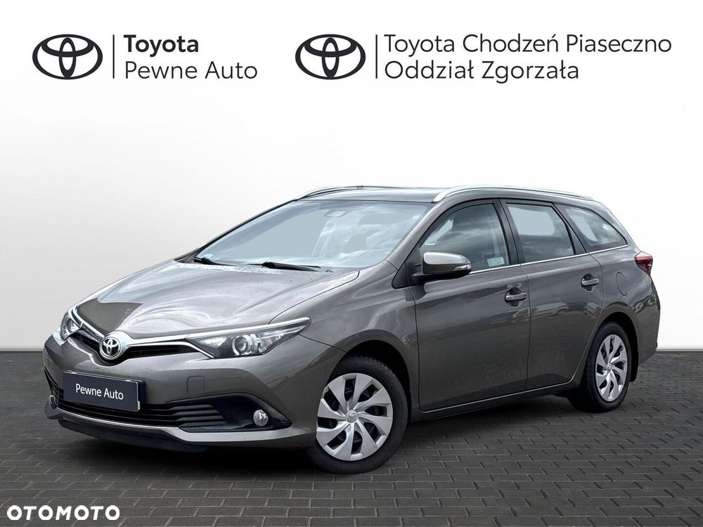 Toyota Auris - 2