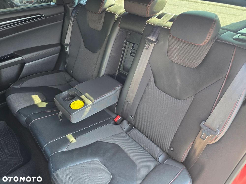 Ford Mondeo - 13