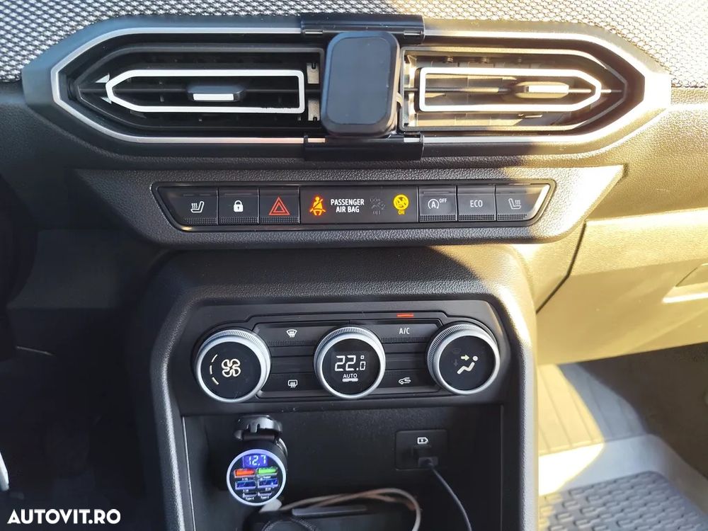Dacia Logan TCe 90 MT6 Expression - 8