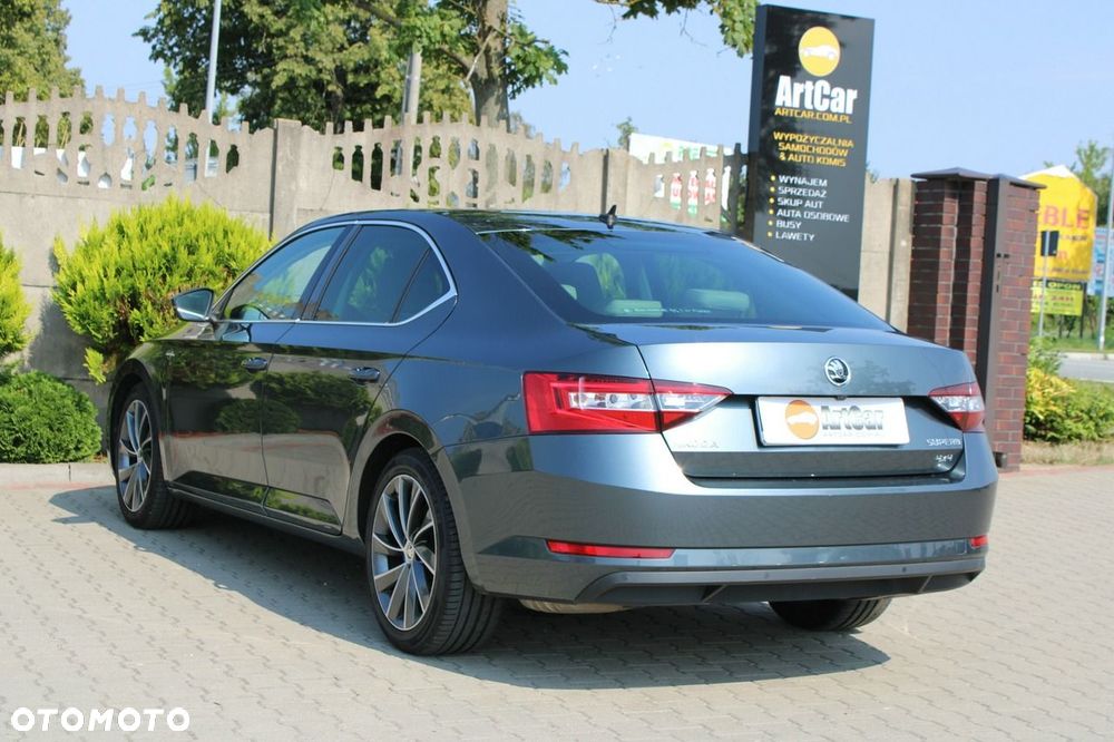 Skoda Superb 2.0 TDI 4x4 DSG L&K - 7