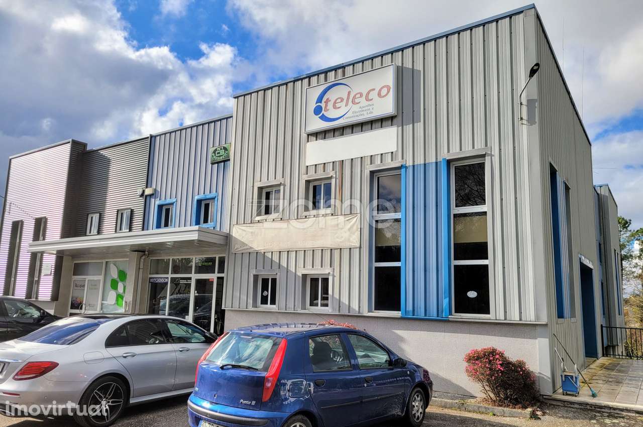 Pavilhão em Campo - Grande imagem: 2/17