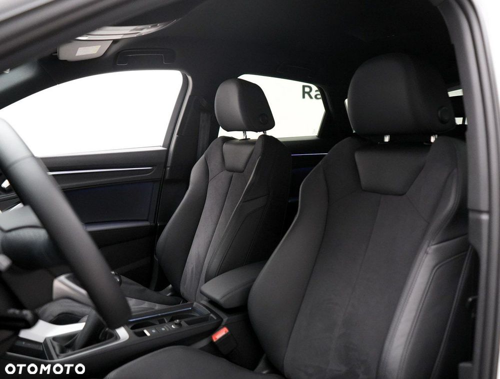 Audi Q3 Sportback - 23