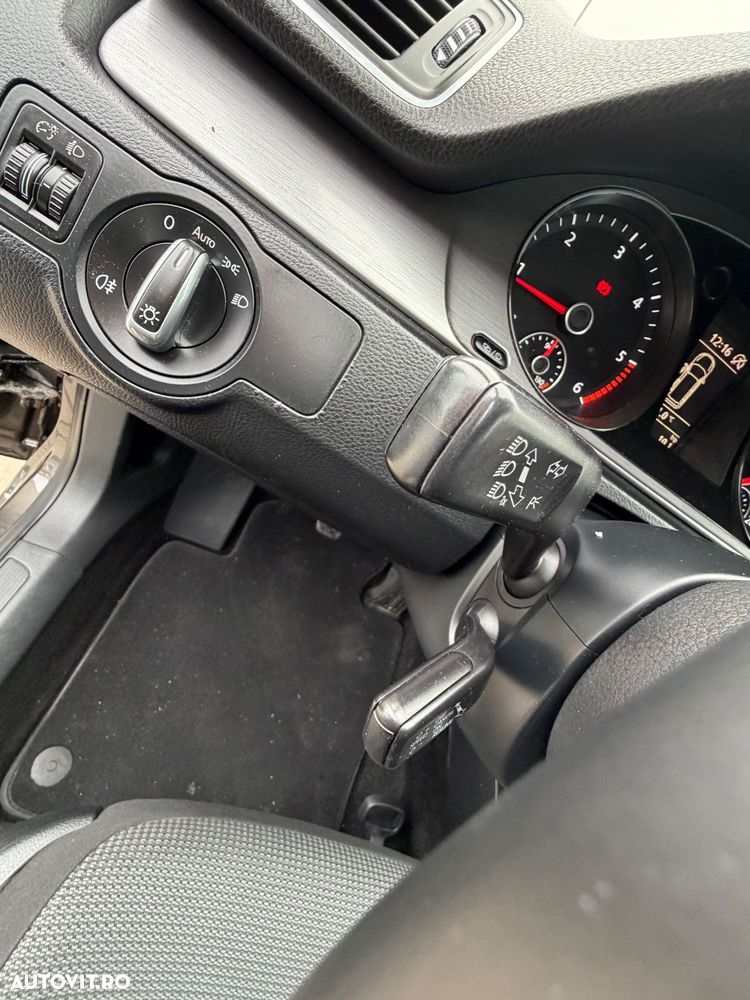 Volkswagen Passat 2.0 TDI BlueMotion Technology Business Edition - 27