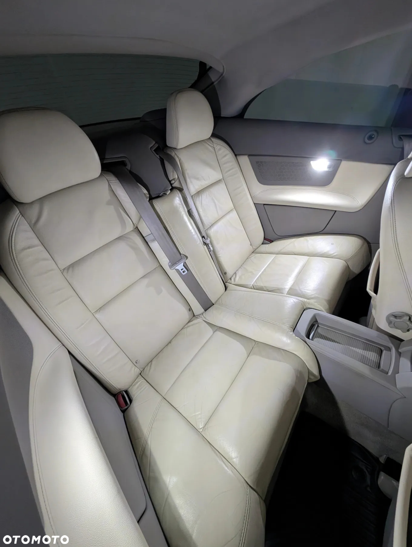 Volvo C70 D5 Summum - 33