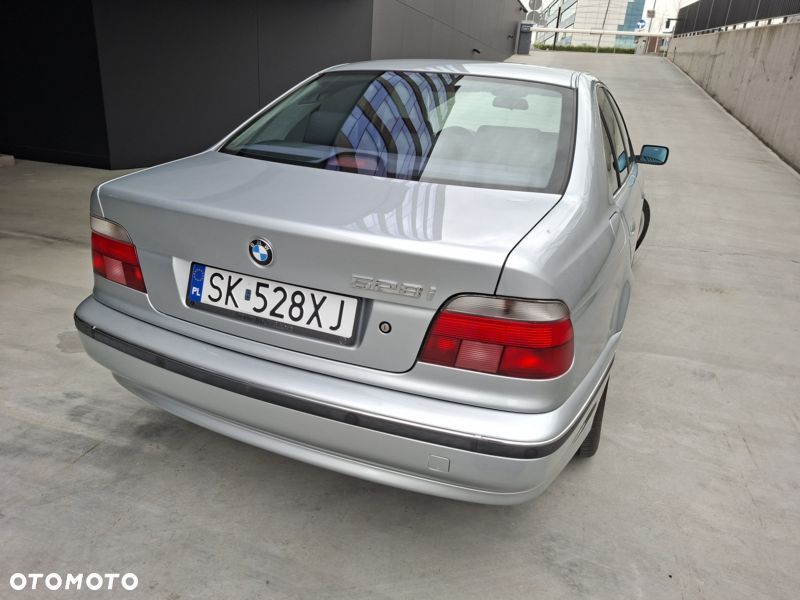 BMW Seria 5 - 8
