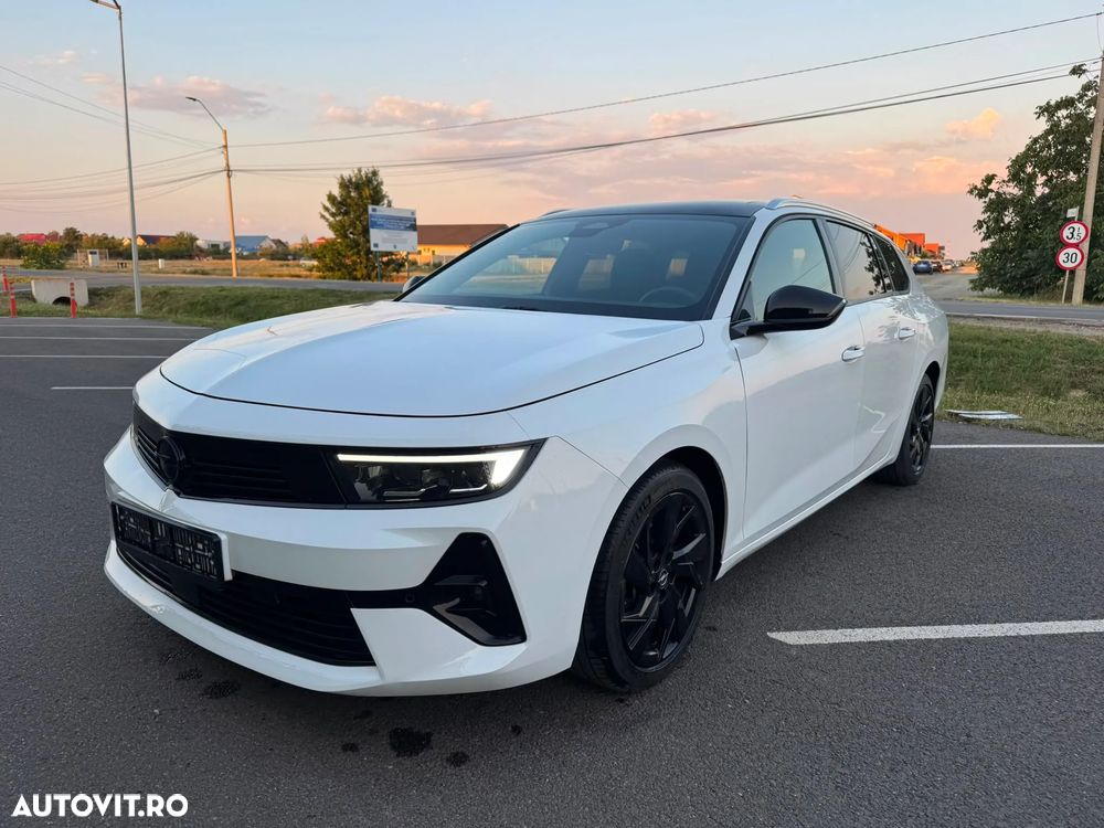 Opel Astra 1.5 D Automatik GS Line - 3